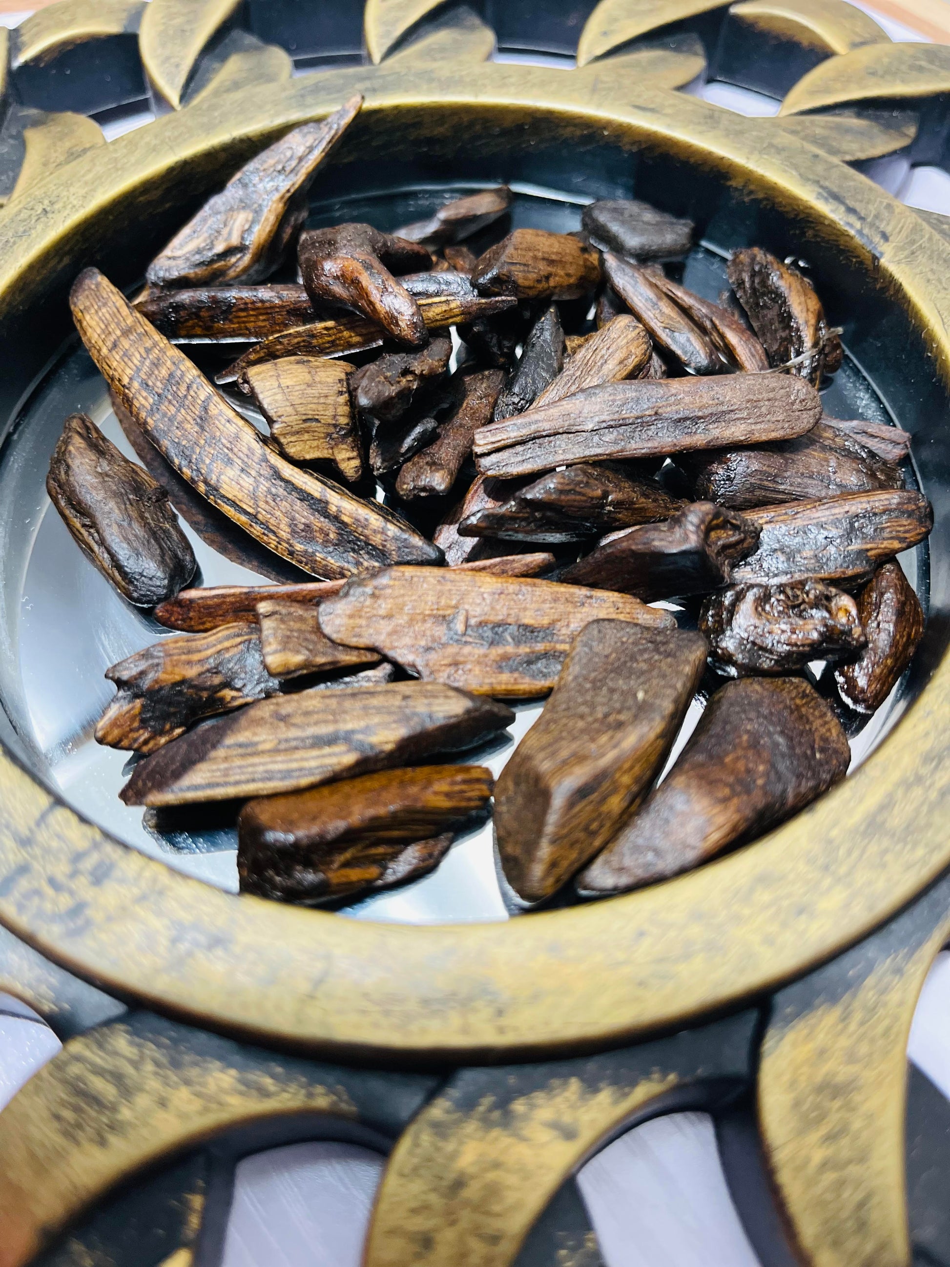 Dehn El Oud Combodi. Premium Oud Bakhoor Incense - Marwa